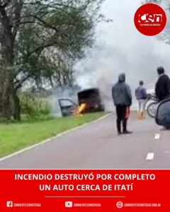 Susto en la Ruta 20: un auto se incendió por completo cerca del acceso a Itatí