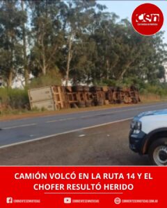 Vuelco de un camión con frutas en Gobernador Virasoro: el chofer herido fue trasladado por su familia tras averiarse la ambulancia